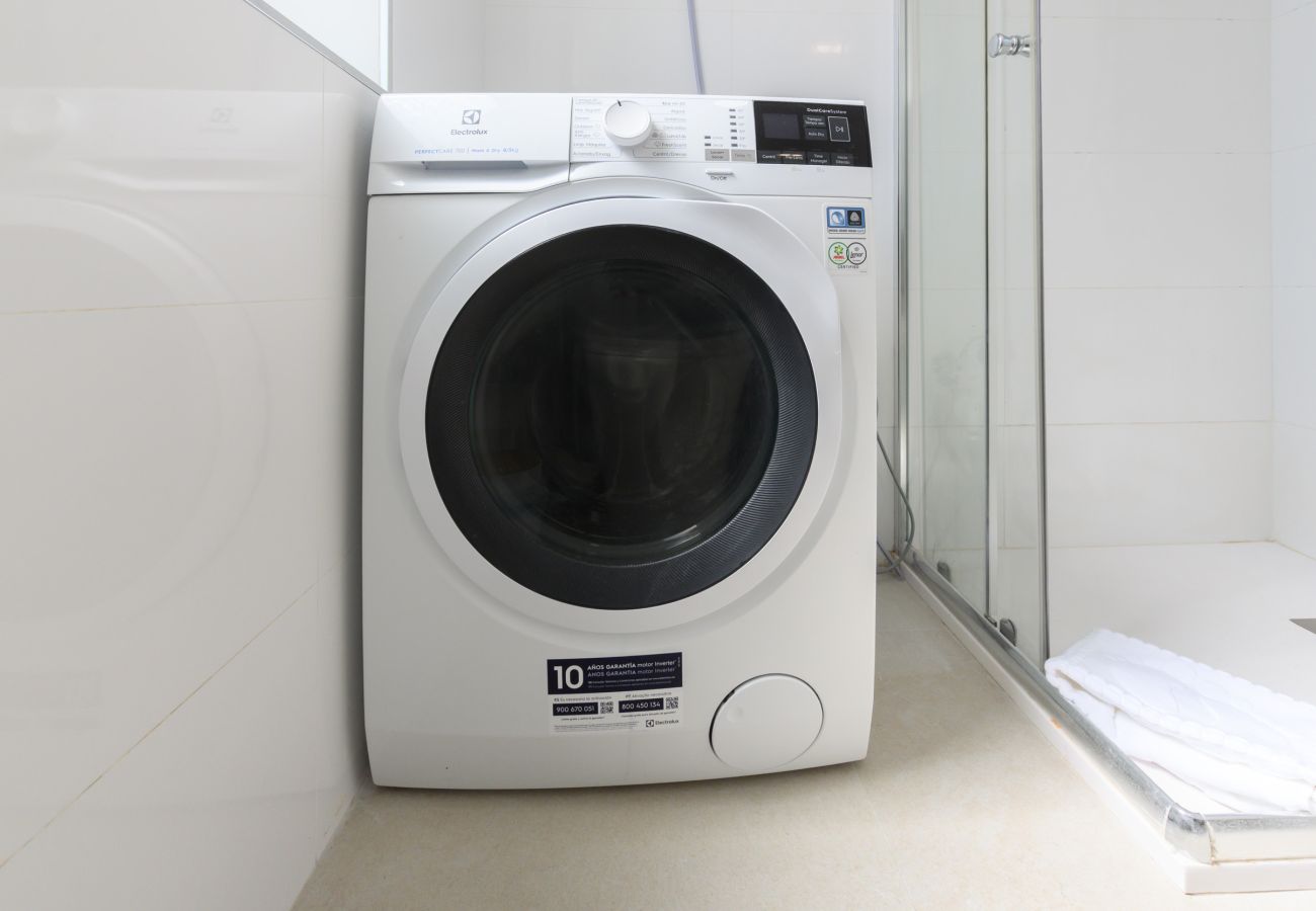 Appartement à Madrid - M (MDL9)Alquiler Mensual en Madrid – Piso moderno