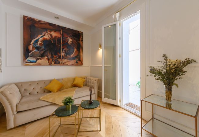  à Madrid - M (GPA24) Exclusivo Piso de Lujo en el Barrio de