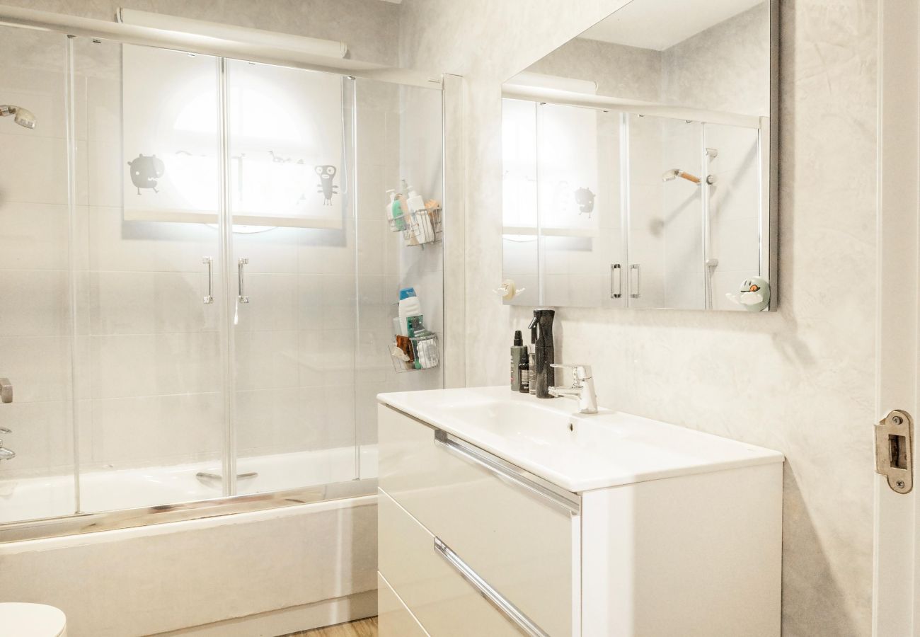 Chalet à Pozuelo de Alarcón - M (TAJ13) Madrid – Chalet de Lujo con Piscina, Gim