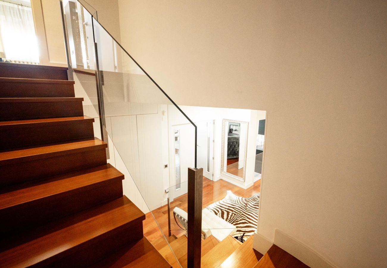 Chalet à Pozuelo de Alarcón - M (TAJ13) Madrid – Chalet de Lujo con Piscina, Gim