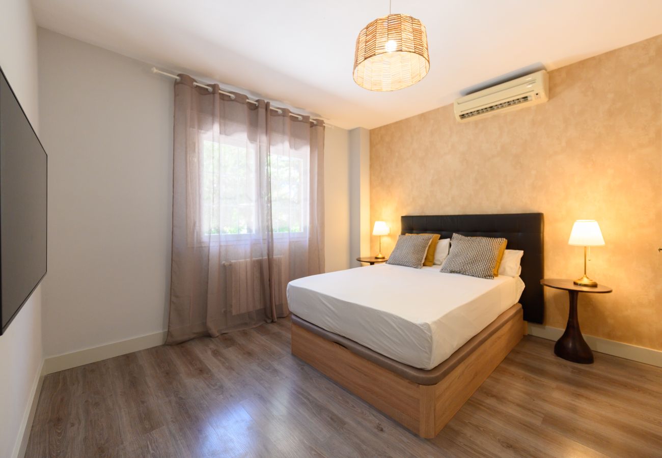 Chalet à Villaviciosa de Odón - M (TAJ13) Madrid – Chalet de Lujo con Piscina, Gim