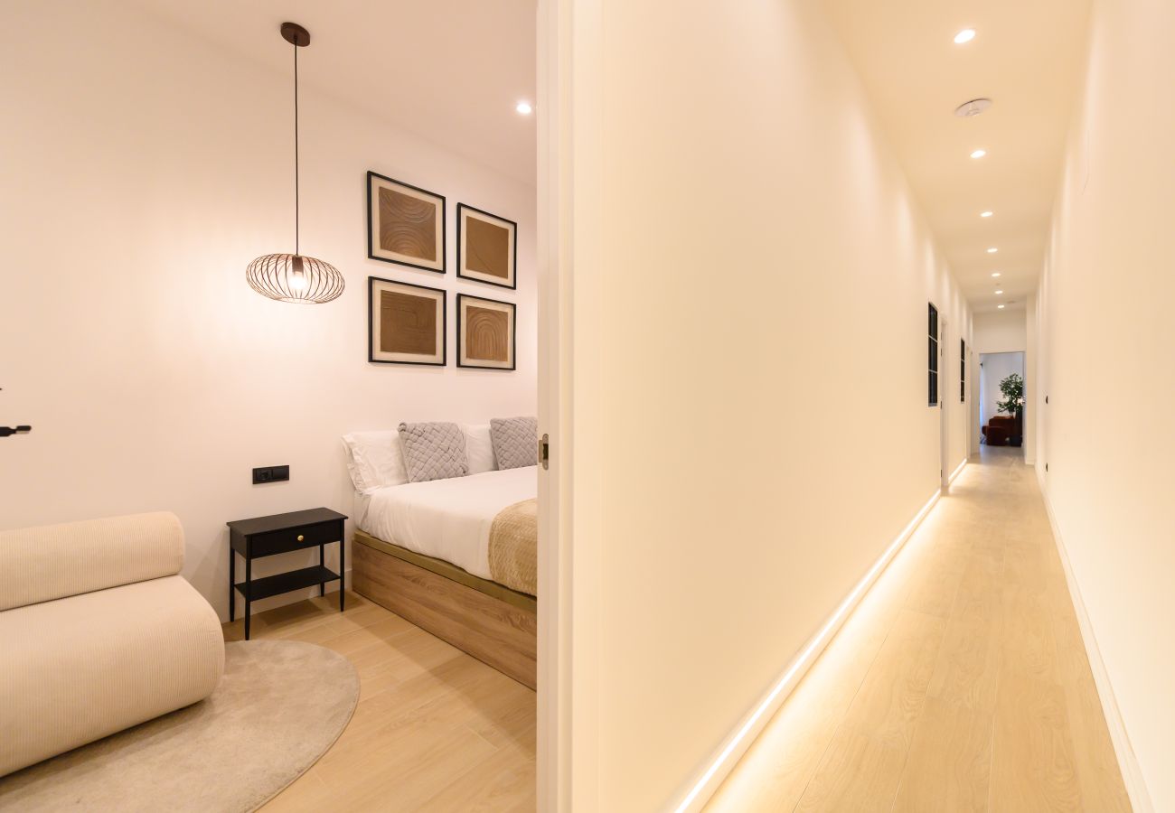 Appartement à Madrid - M (AGU230)Tu hogar en la ciudad: piso de 3 habita