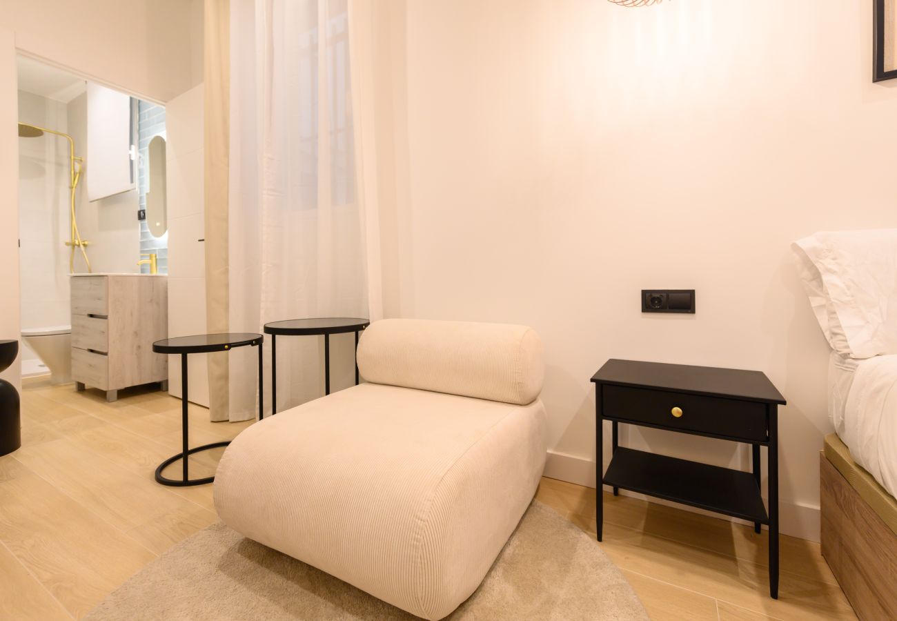 Appartement à Madrid - M (AGU230)Tu hogar en la ciudad: piso de 3 habita