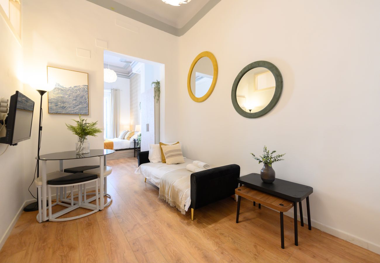 Appartement à Madrid - M (CER82º2)Apartamento de 1 dormitorio con balcón