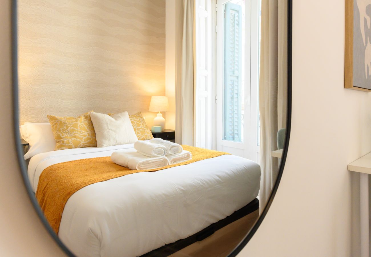Appartement à Madrid - M (CER82º2)Apartamento de 1 dormitorio con balcón