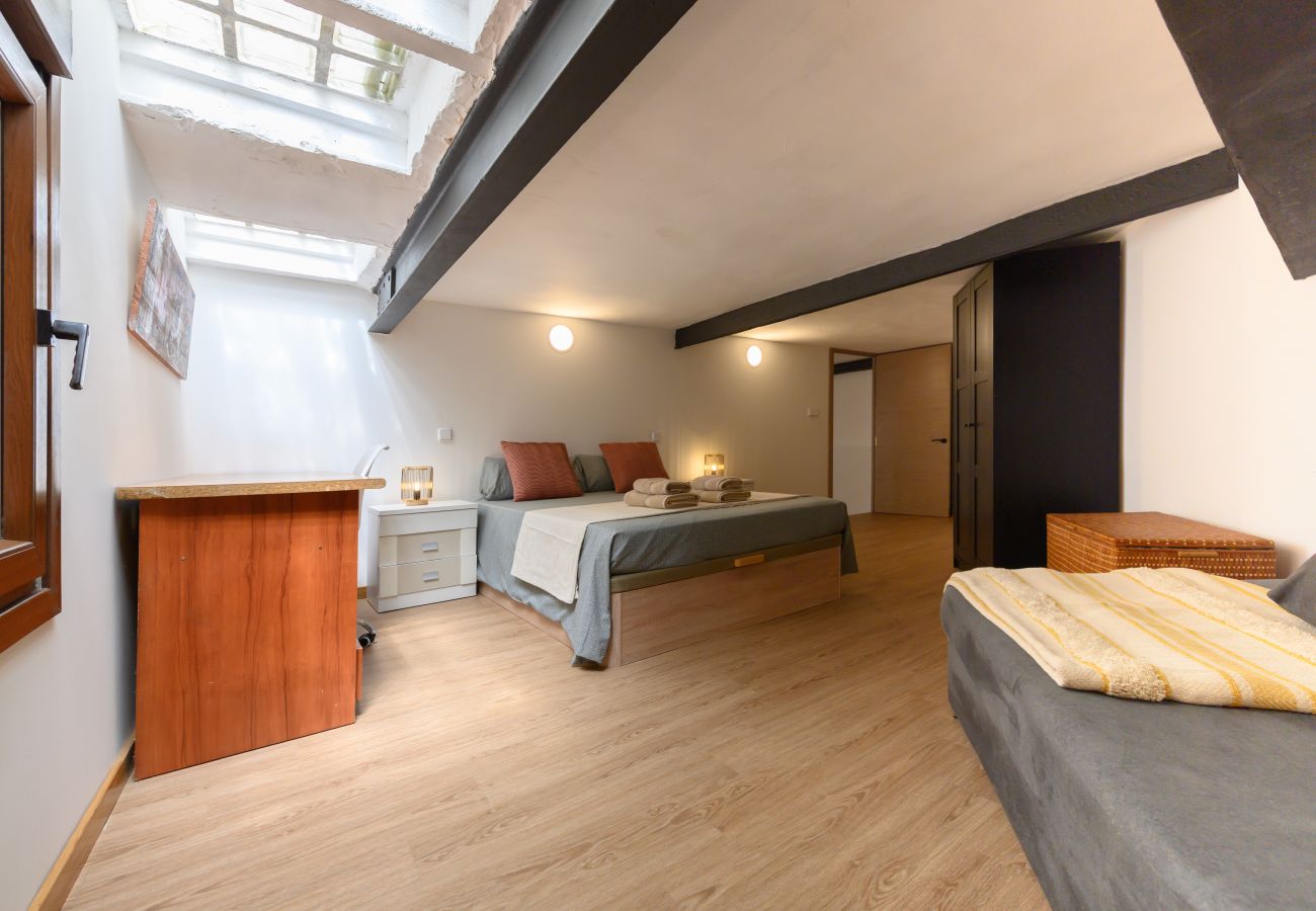 Appartement à Madrid - M (CAÑ22)Dúplex Moderno con 2 Dormitorios, Cocina