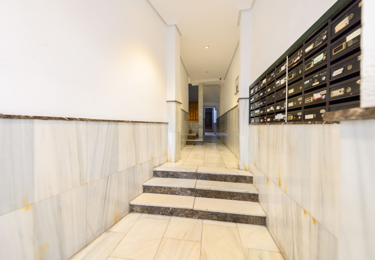 Appartement à Madrid - M (HOR291)Moderno dúplex de 1 dormitorio con toda