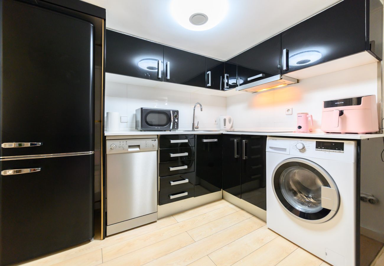 Appartement à Madrid - M (HOR291)Moderno dúplex de 1 dormitorio con toda