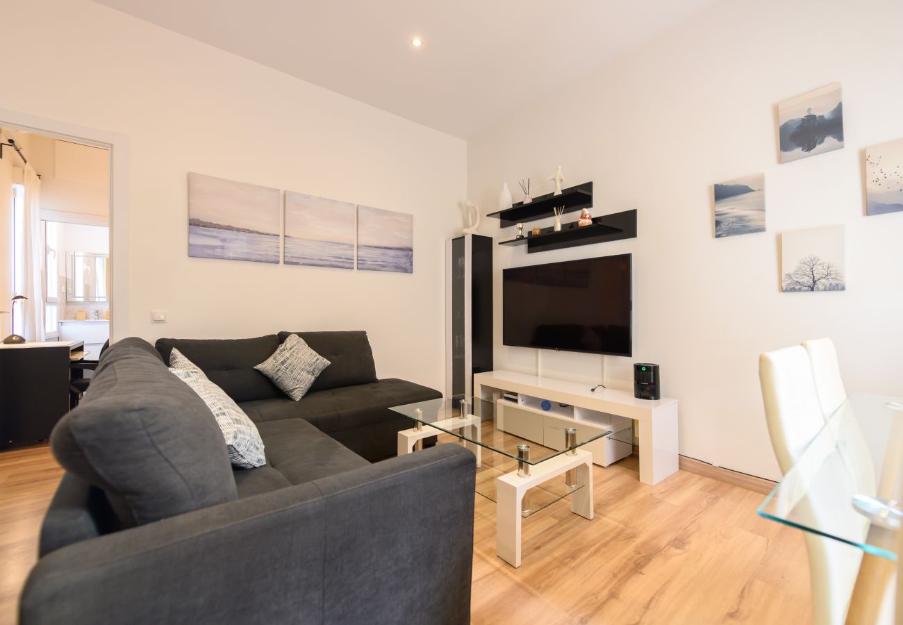 Appartement à Madrid - M (CAR1012)Apartamento  con 2 dormitorios, 2 baño