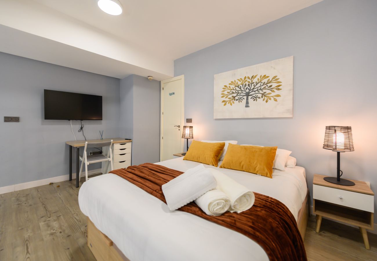 Appartement à Madrid - M (LDM11034) Acogedor Dúplex con Cocina Abierta y