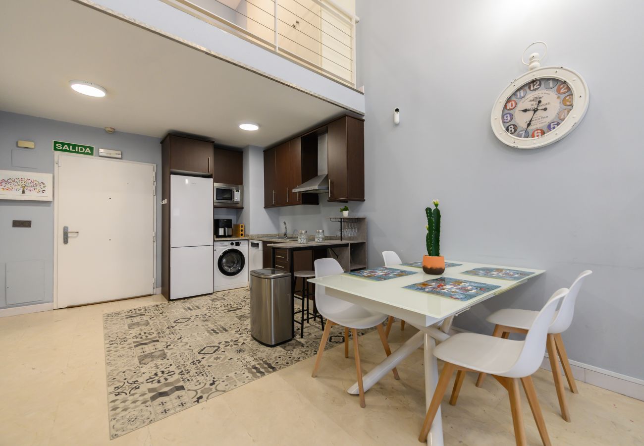 Appartement à Madrid - M (LDM11034) Acogedor Dúplex con Cocina Abierta y