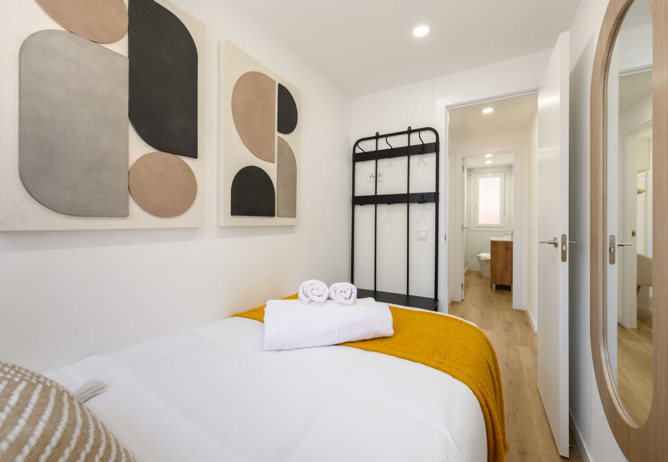 Appartement à Madrid - M (GCO69BD) Apartamento de 3 dormitorios
