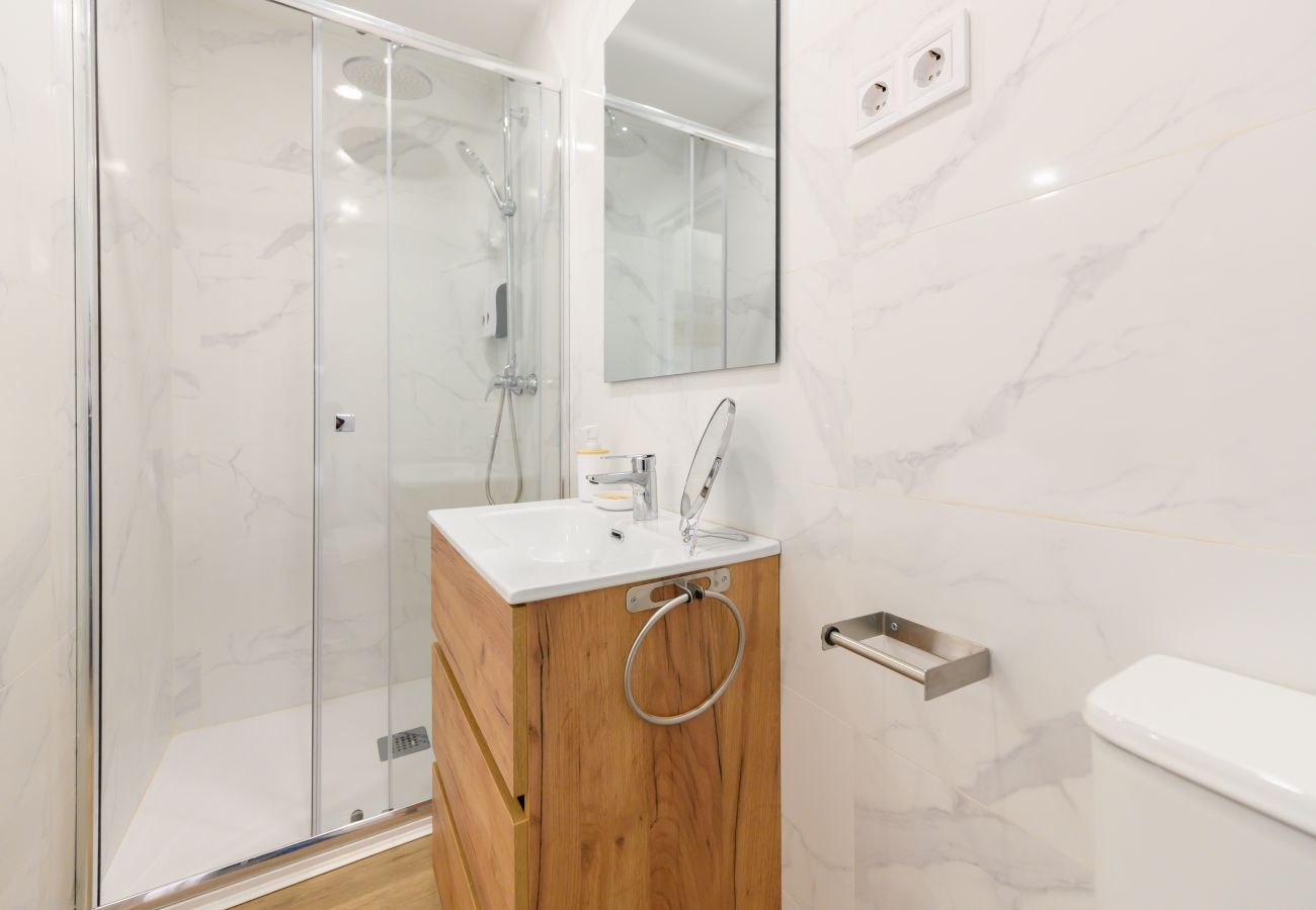 Appartement à Madrid - M (GCO69BD) Apartamento de 3 dormitorios