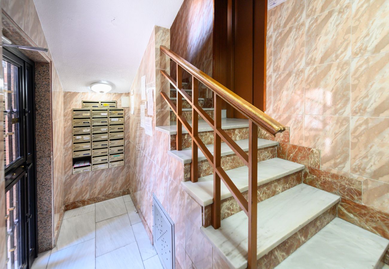 Appartement à Madrid - M (GCO69BD) Apartamento de 3 dormitorios