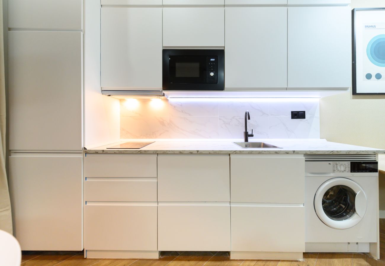 Studio à Madrid - M (NDA11BII)Acogedor estudio interior con todas la