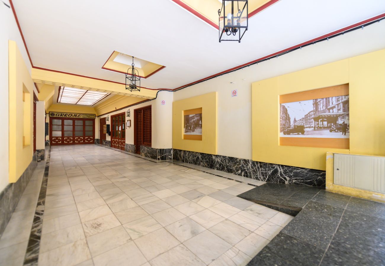 Studio à Madrid - M (NDA11BII)Acogedor estudio interior con todas la