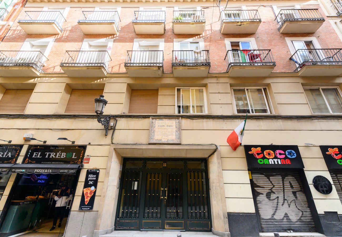 Studio à Madrid - M (NDA11BII)Acogedor estudio interior con todas la