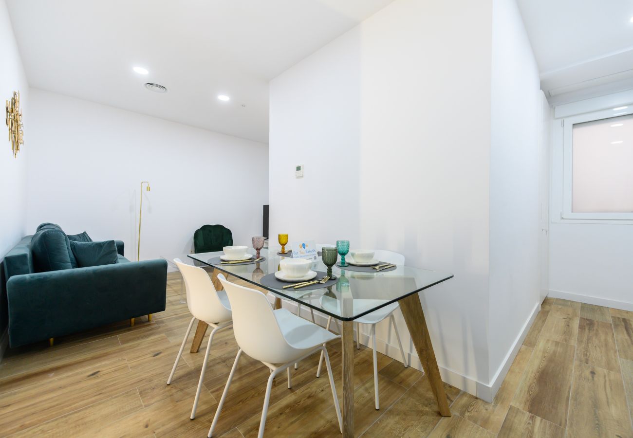 Appartement à Madrid - M (SCSD14) Amplio piso exterior de 2 dormitorios e