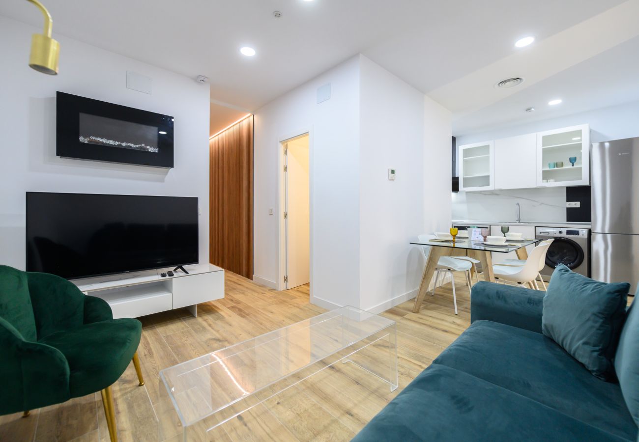 Appartement à Madrid - M (SCSD14) Amplio piso exterior de 2 dormitorios e