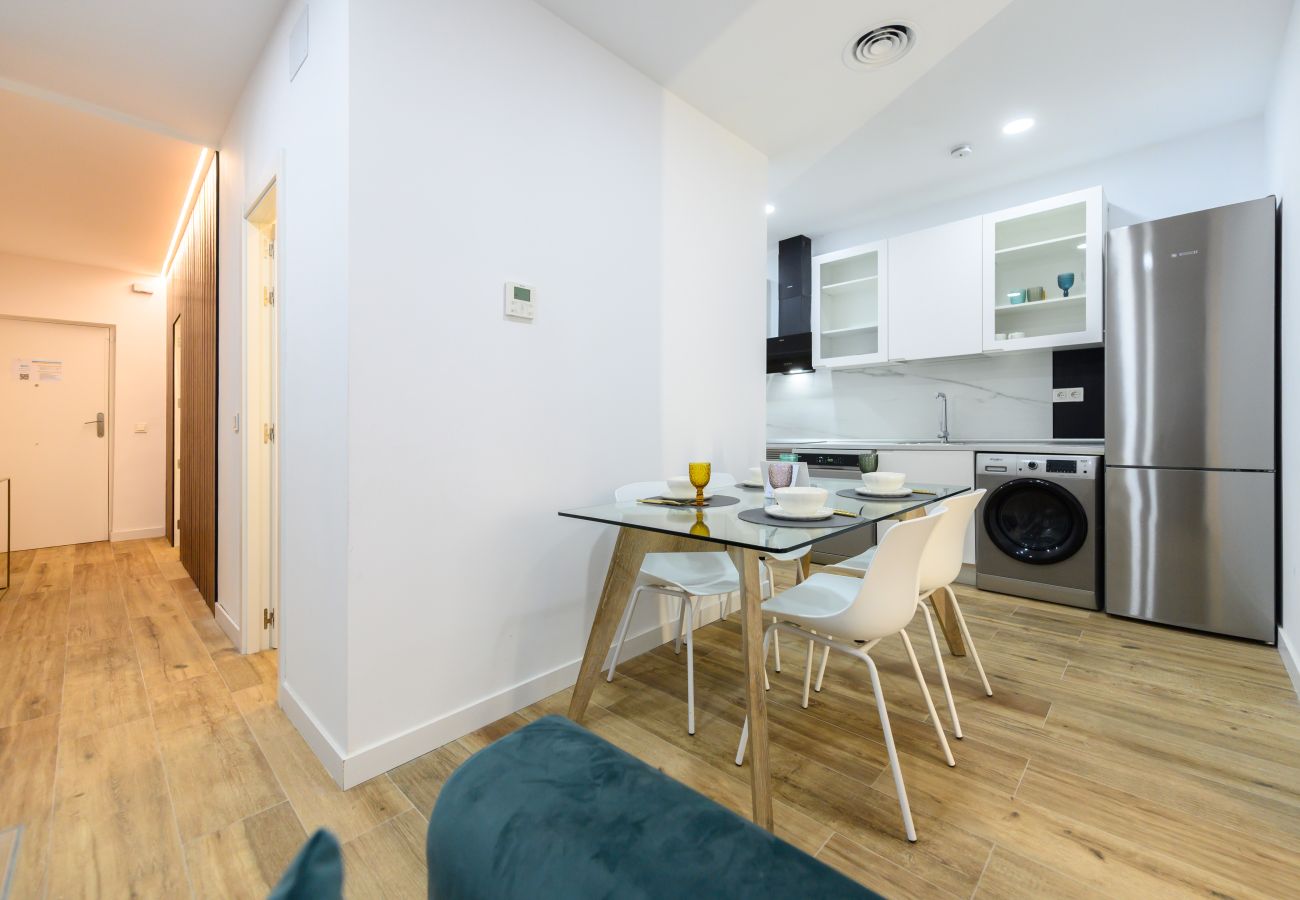 Appartement à Madrid - M (SCSD14) Amplio piso exterior de 2 dormitorios e