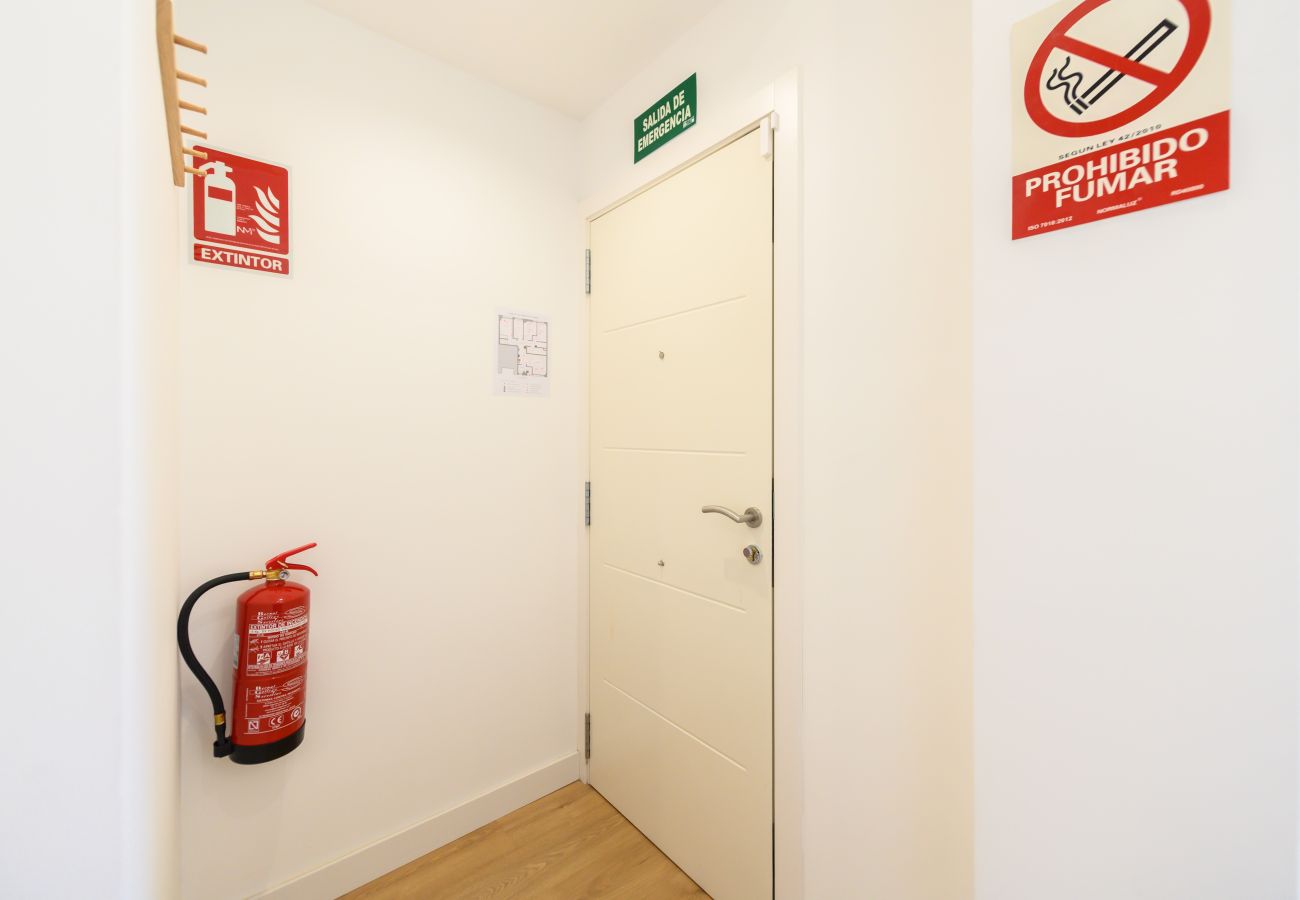 Appartement à Madrid - M (LCE3) Amplio y moderno piso de 4 dormitorios