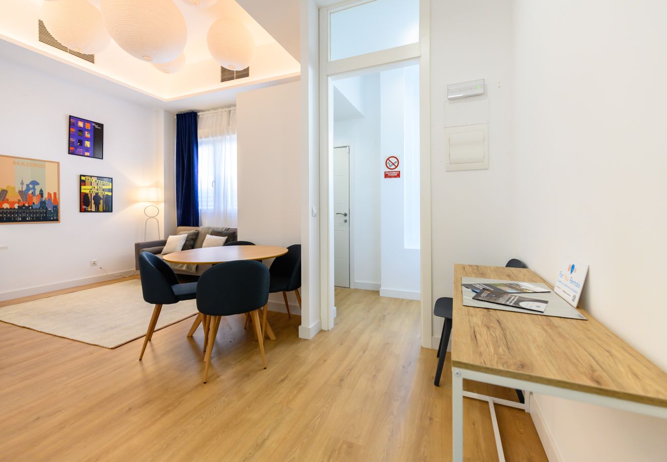 Appartement à Madrid - M (LCE3) Amplio y moderno piso de 4 dormitorios