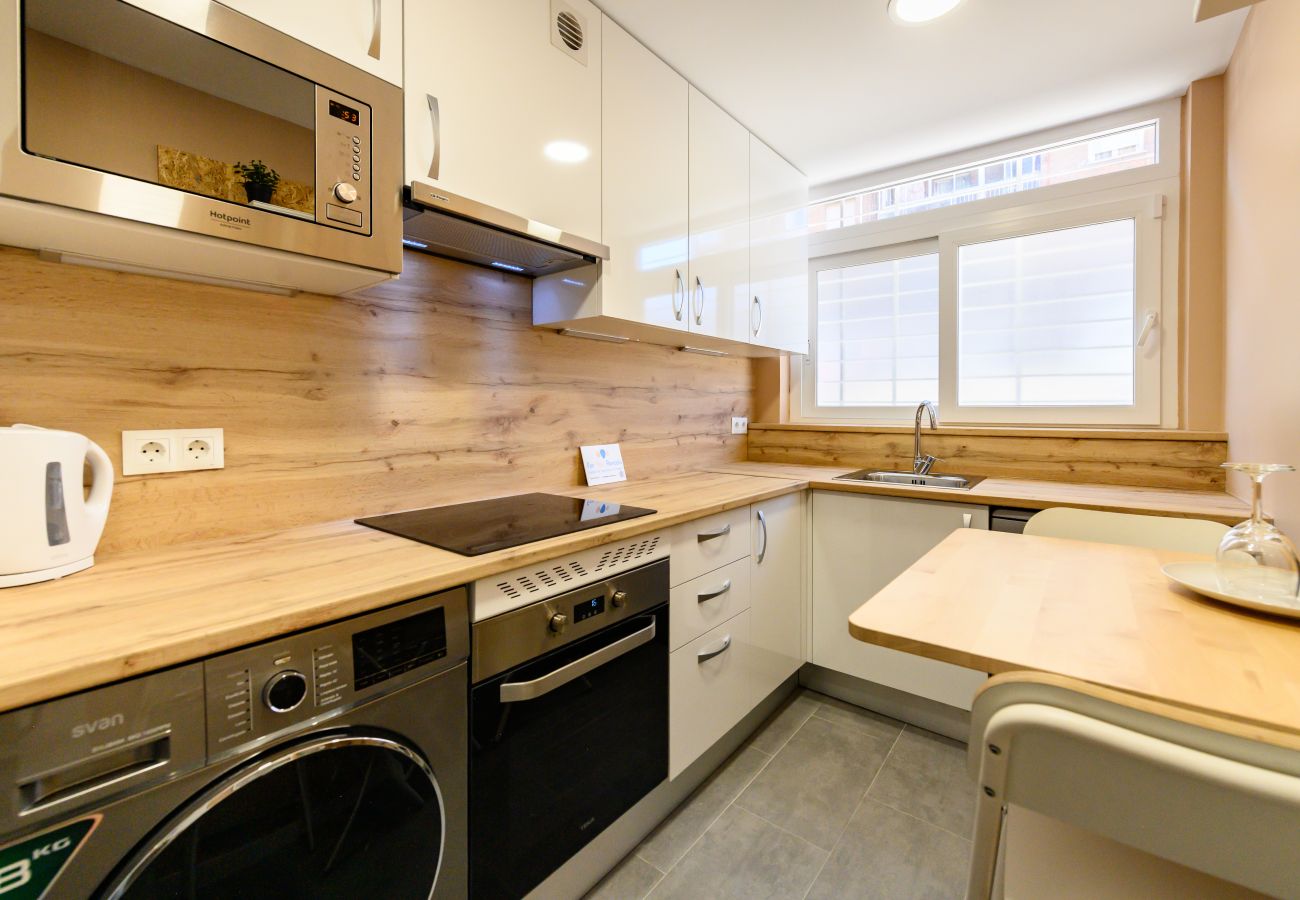 Appartement à Madrid - M (LCE3) Amplio y moderno piso de 4 dormitorios