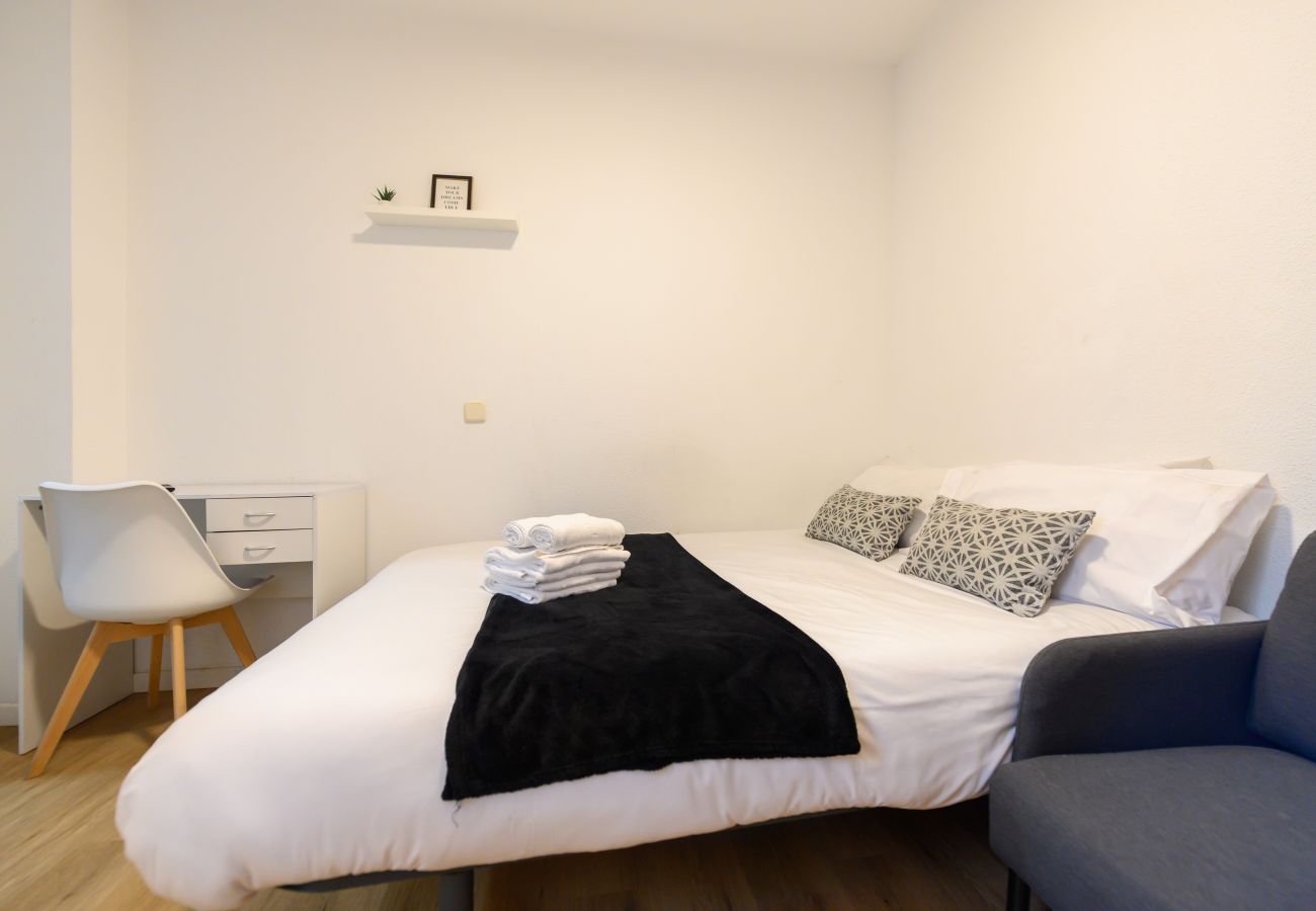 Appartement à Madrid - M (JPA16BI) Acogedor piso 1 dormitorio en Tetuán