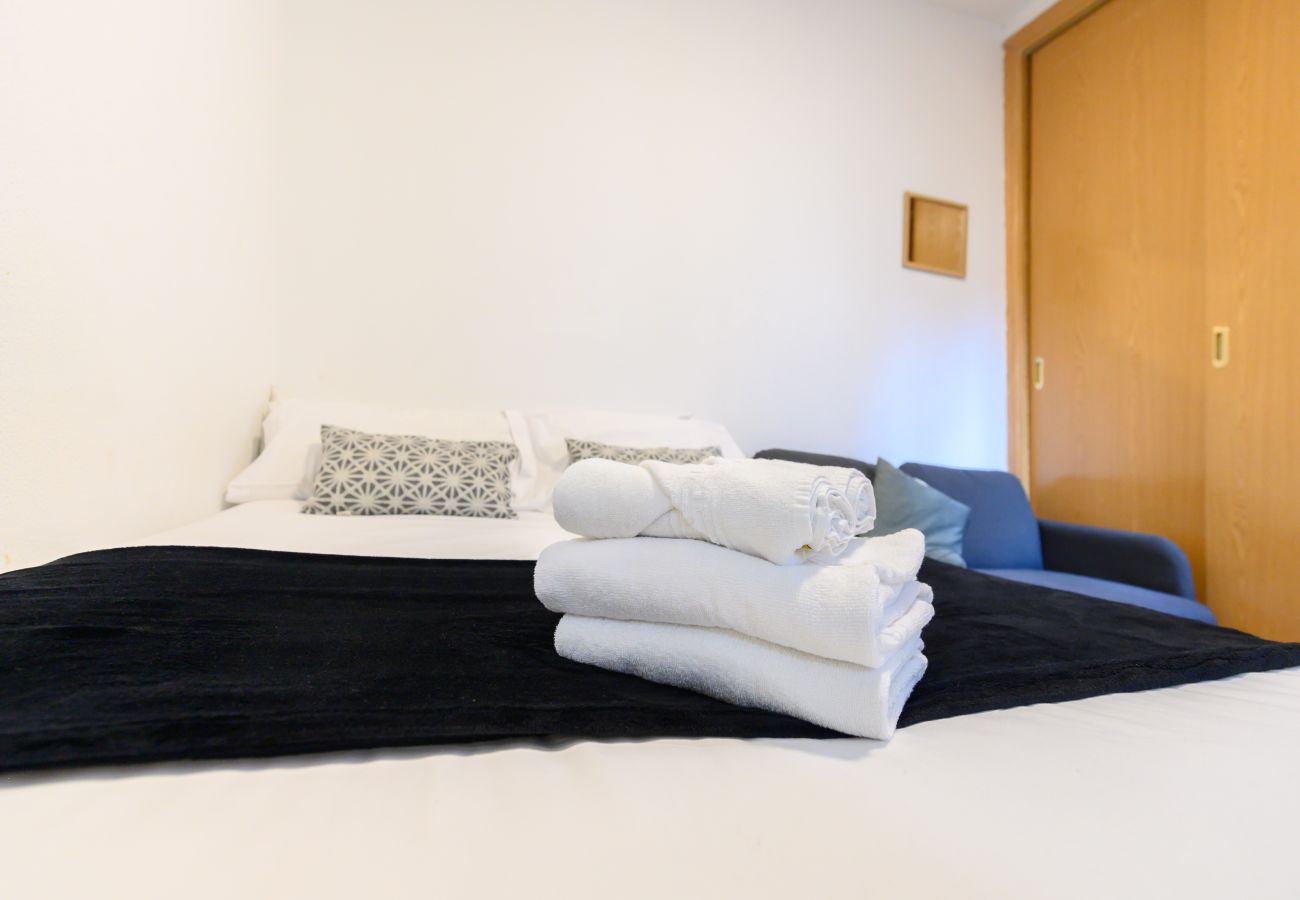 Appartement à Madrid - M (JPA16BI) Acogedor piso 1 dormitorio en Tetuán