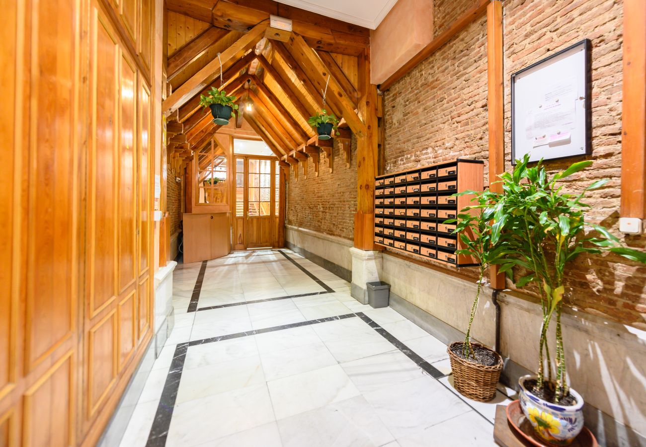 Appartement à Madrid - M (VAL81A) Amplio estudio en el centro de Madrid