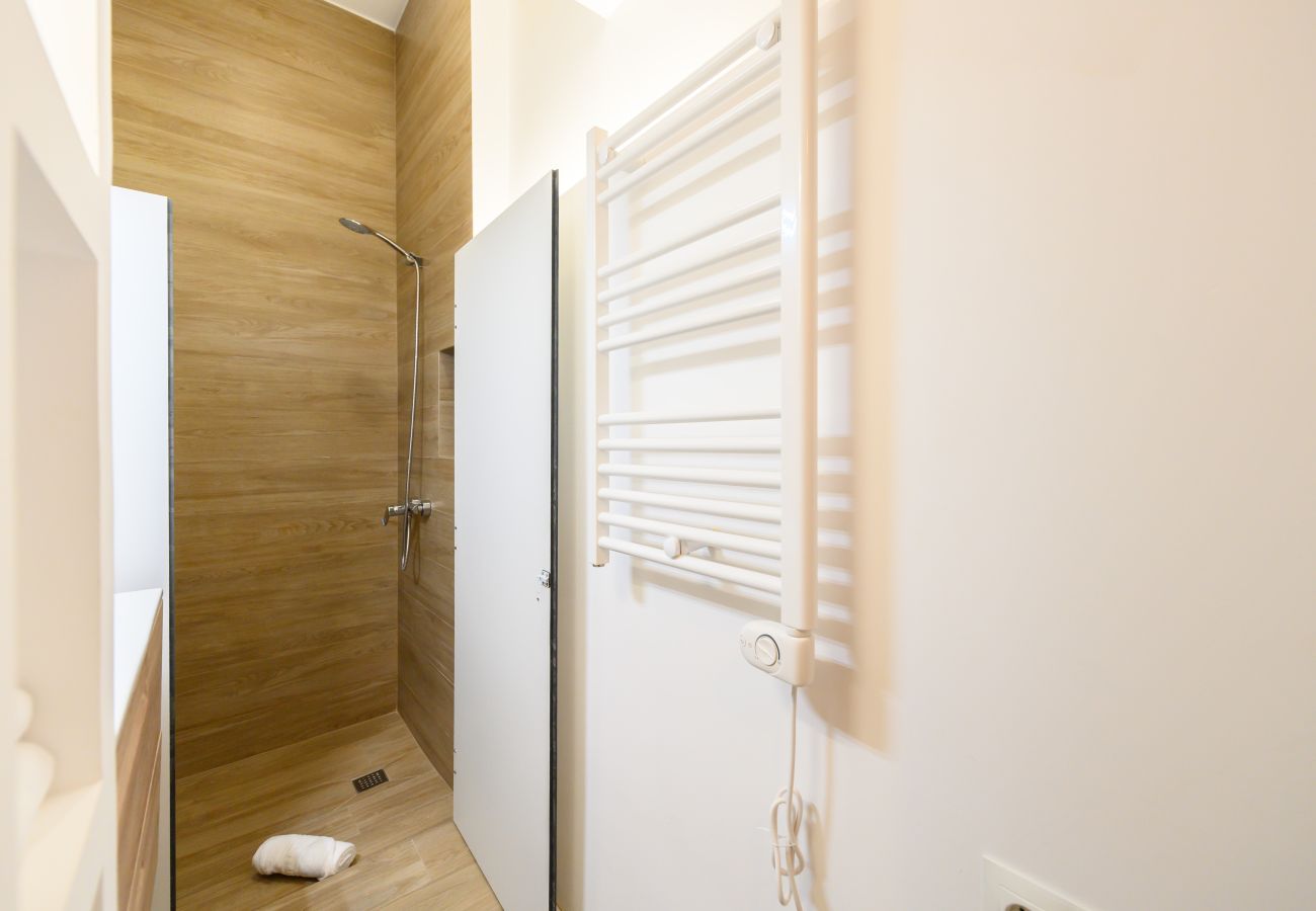 Appartement à Madrid - M (FGA50E) Acogedor piso en Chamberí 