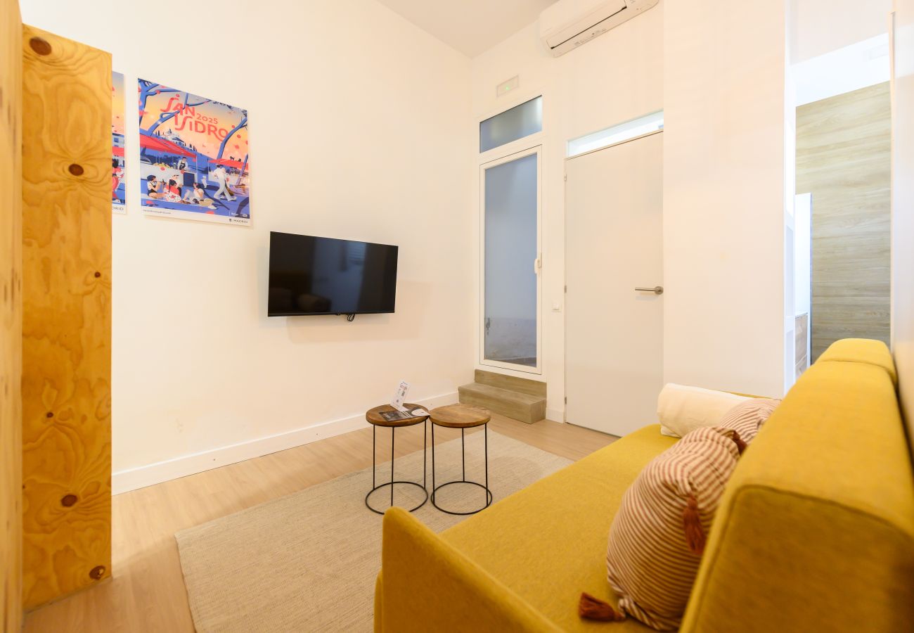 Appartement à Madrid - M (FGA50E) Acogedor piso en Chamberí 