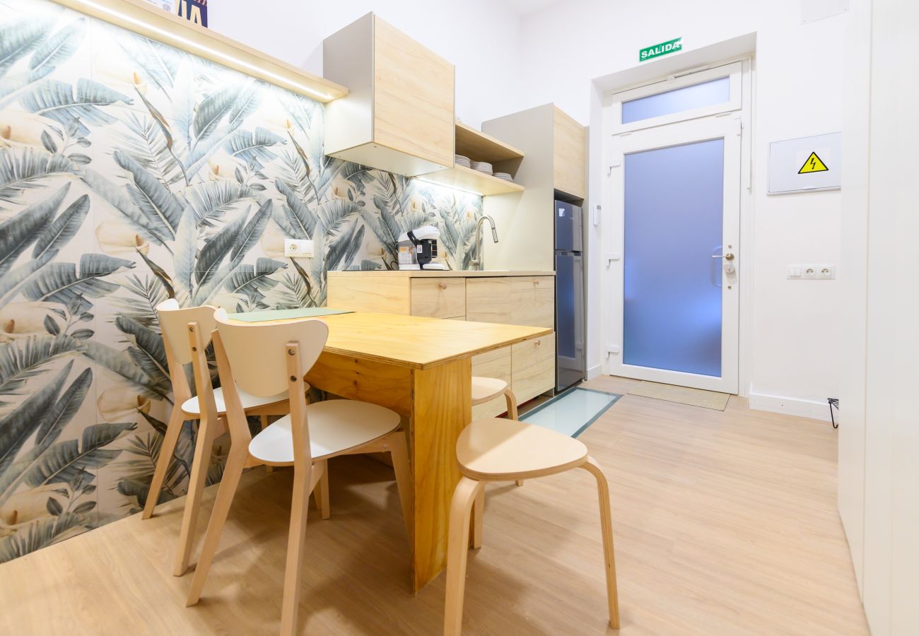 Appartement à Madrid - M (FGA50E) Acogedor piso en Chamberí 