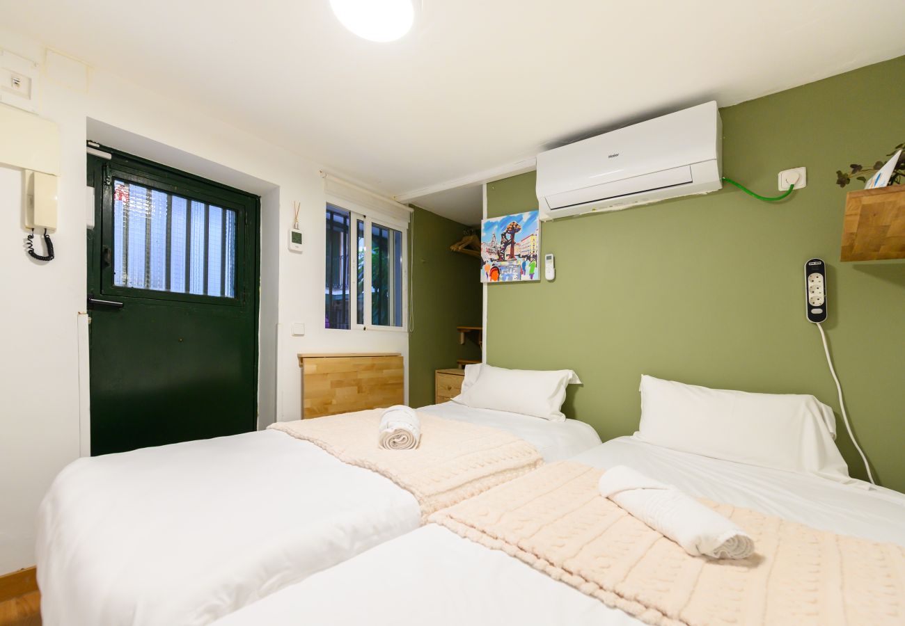 Studio à Madrid - M (SVF1304) Acogedor Estudio en Centro de Madrid