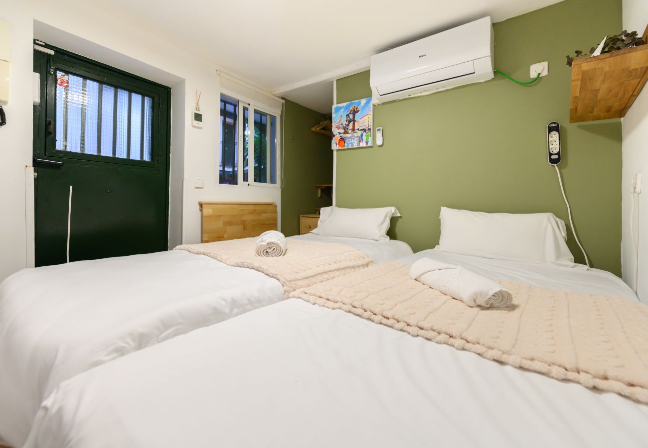 Studio à Madrid - M (SVF1304) Acogedor Estudio en Centro de Madrid