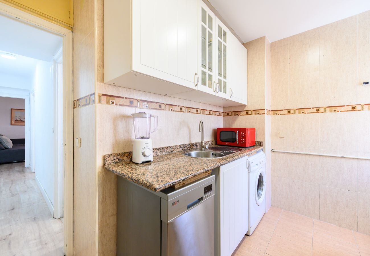 Appartement à Madrid - M (POR183D) Amplio piso 2 dormitorios en La Latina