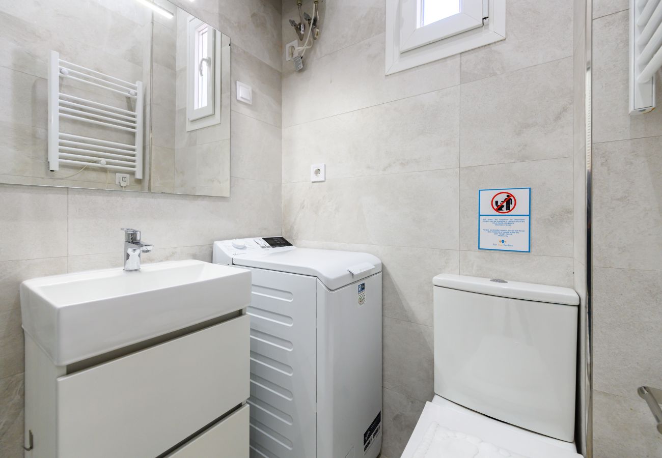 Appartement à Madrid - M (MDL925) Acogedor piso de un dormitorio Madrid