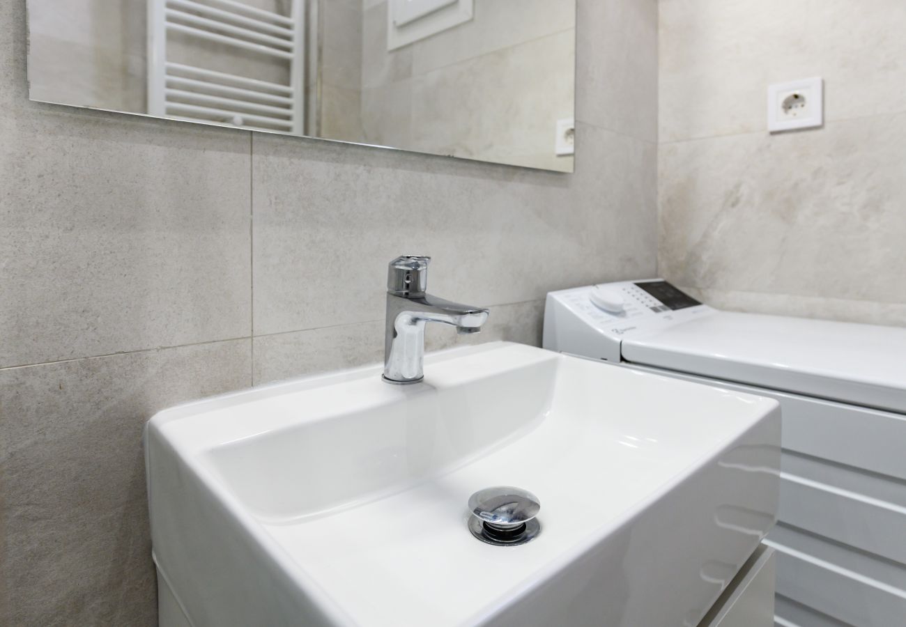 Appartement à Madrid - M (MDL925) Acogedor piso de un dormitorio Madrid