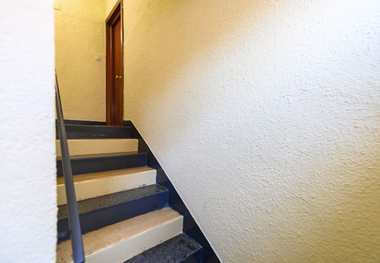 Appartement à Madrid - M (AMU373D) Amplio piso de 3 habitaciones