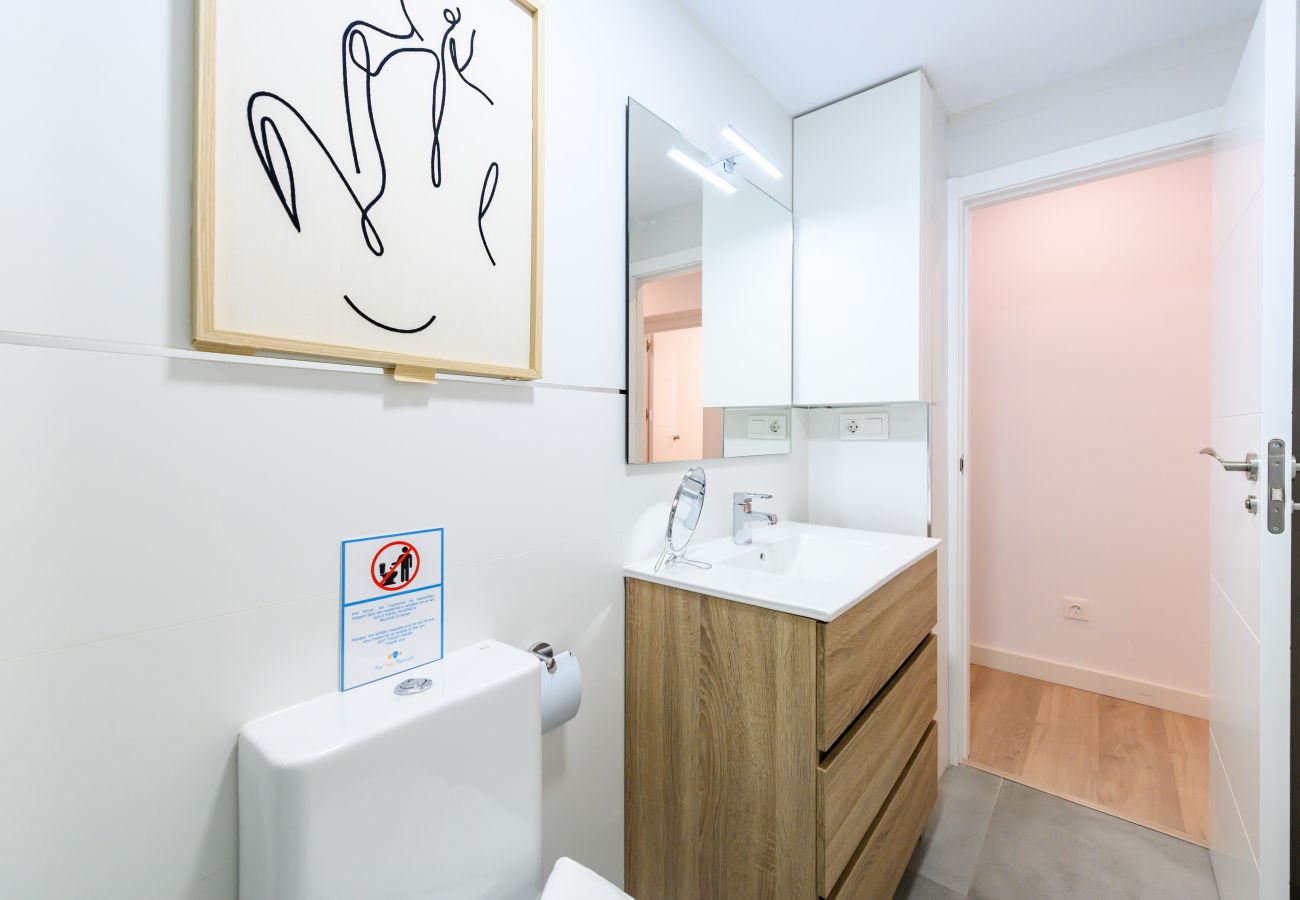 Appartement à Madrid - M (AMU373D) Amplio piso de 3 habitaciones