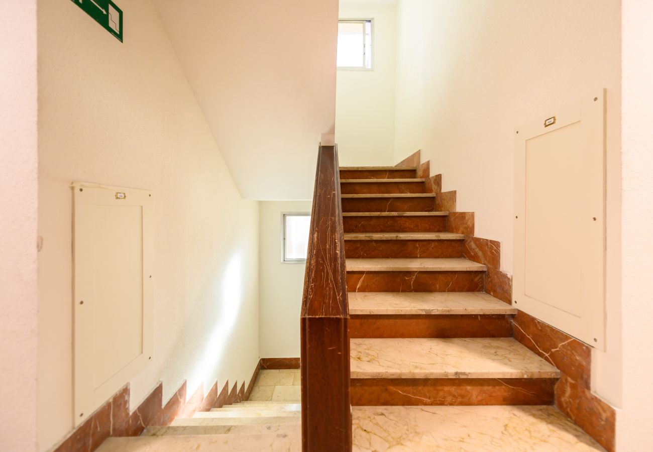 Appartement à Madrid - M (MLE16A2320) Amplio piso 1 dormitorio en Chamart