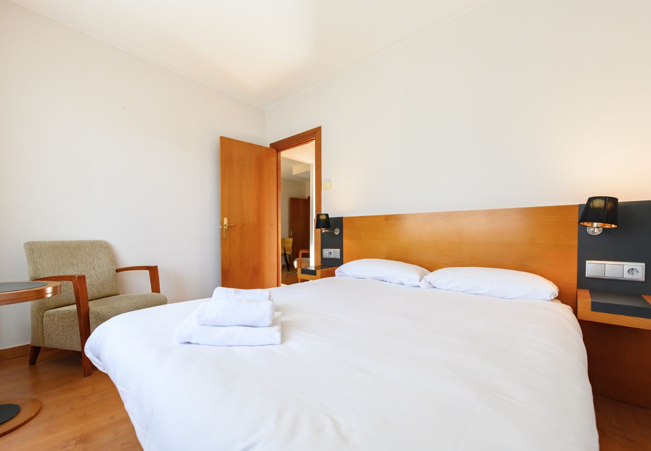 Appartement à Madrid - M (MLE16A2320) Amplio piso 1 dormitorio en Chamart