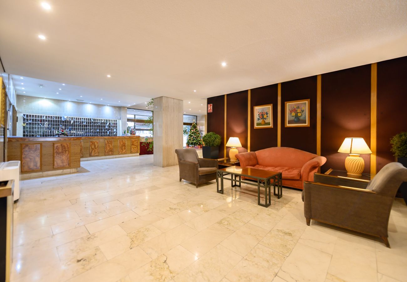 Appartement à Madrid - M (MLE16A2320) Amplio piso 1 dormitorio en Chamart