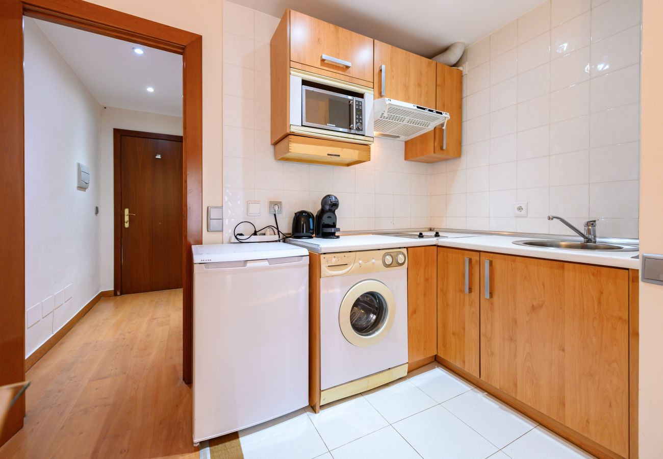 Appartement à Madrid - M (MLE16A2320) Amplio piso 1 dormitorio en Chamart