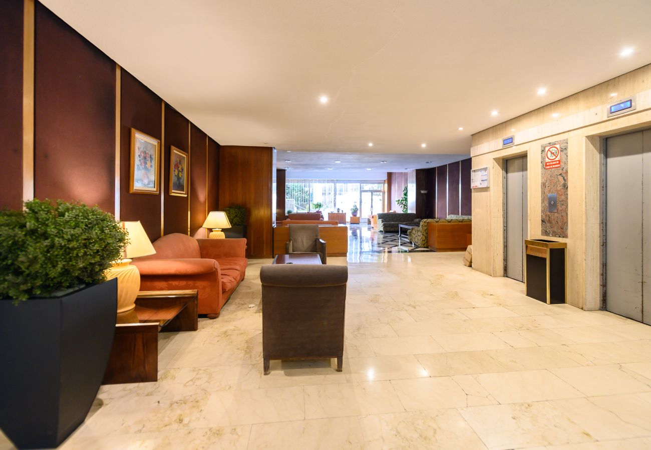 Appartement à Madrid - M (MLE16A2320) Amplio piso 1 dormitorio en Chamart