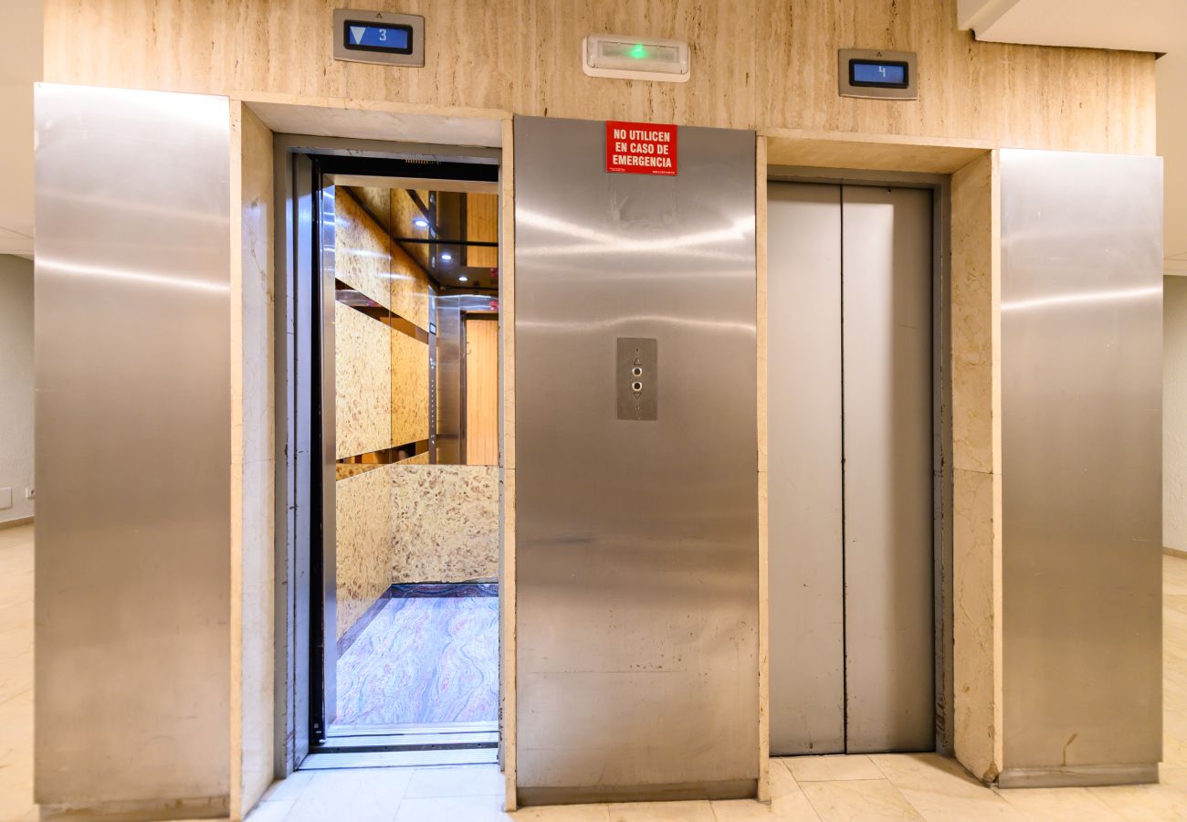 Appartement à Madrid - M (MLE16A2320) Amplio piso 1 dormitorio en Chamart