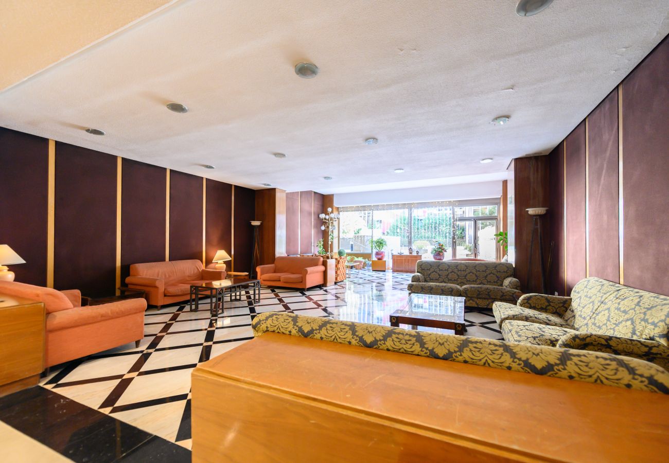 Appartement à Madrid - M (MLE16A2320) Amplio piso 1 dormitorio en Chamart