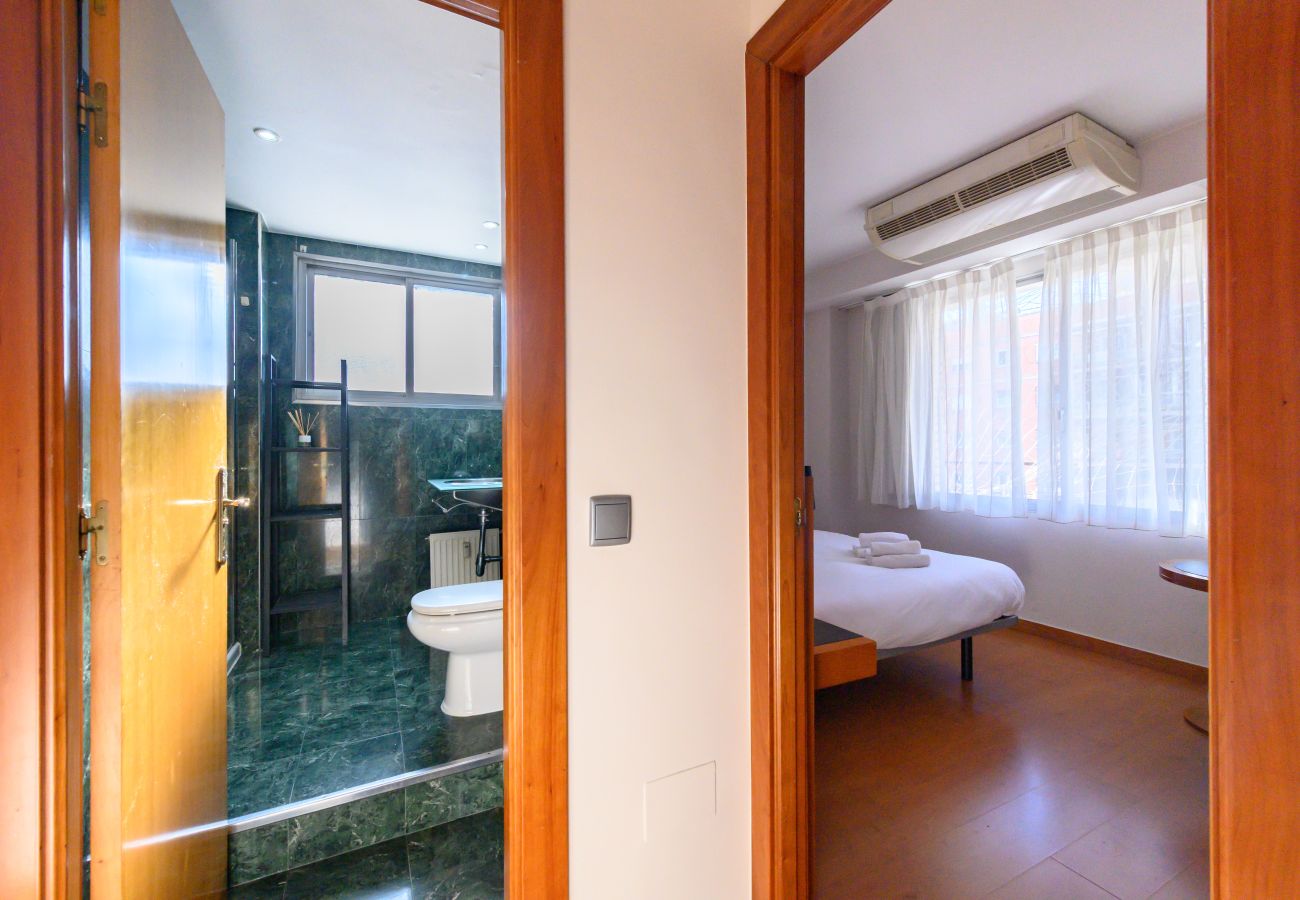 Appartement à Madrid - M (MLE16A2320) Amplio piso 1 dormitorio en Chamart