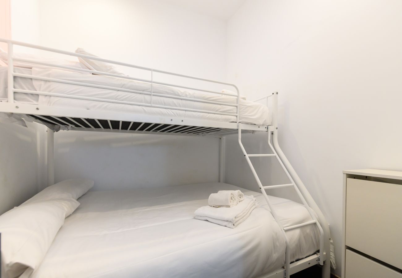 Appartement à Madrid - M (JJU15503) Dúplex con terraza en Goya