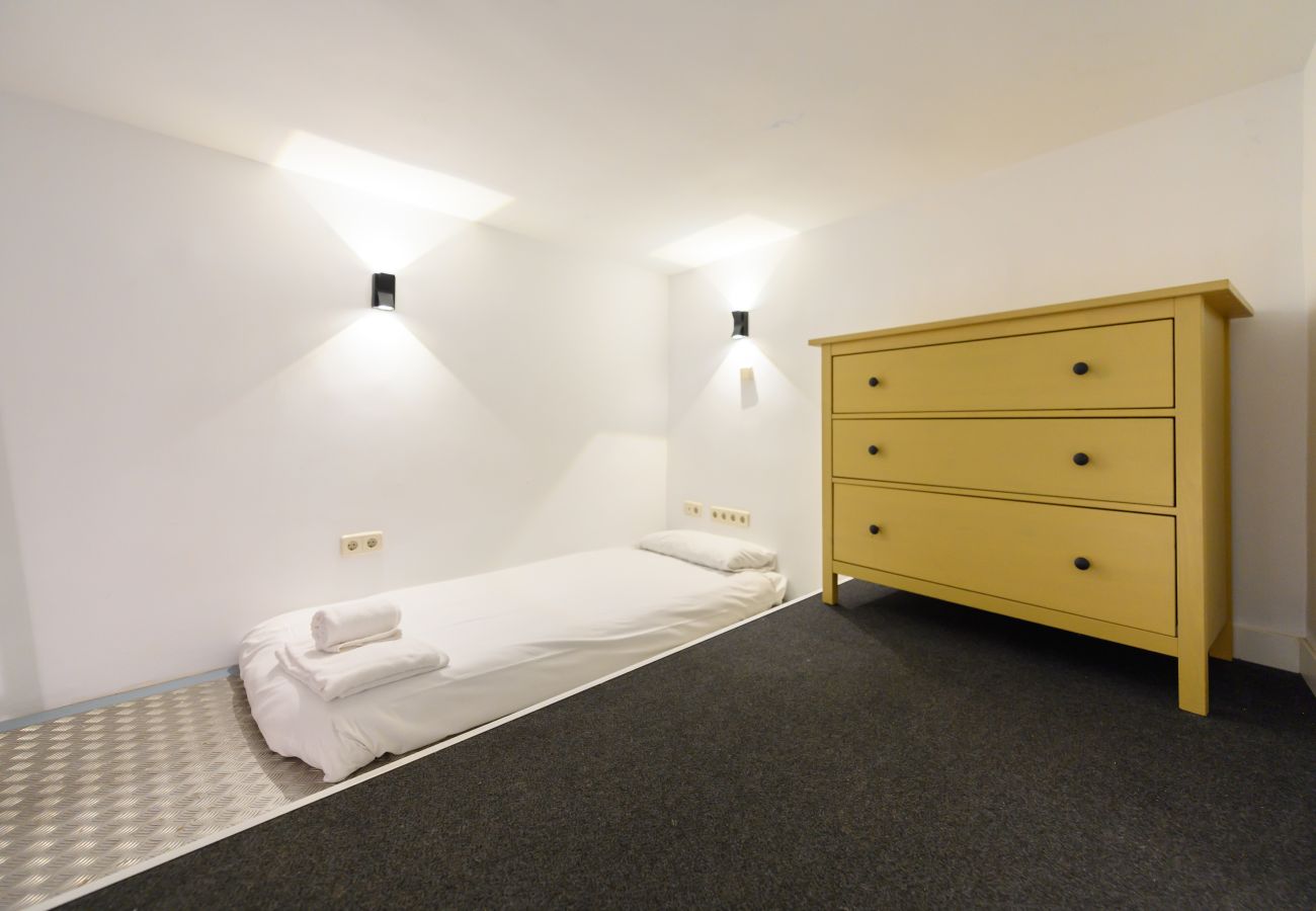 Appartement à Madrid - M (JJU15503) Dúplex con terraza en Goya